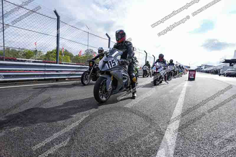 donington no limits trackday;donington park photographs;donington trackday photographs;no limits trackdays;peter wileman photography;trackday digital images;trackday photos